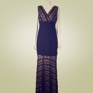 Chaya Size 6 black mermaid dress with lace detail